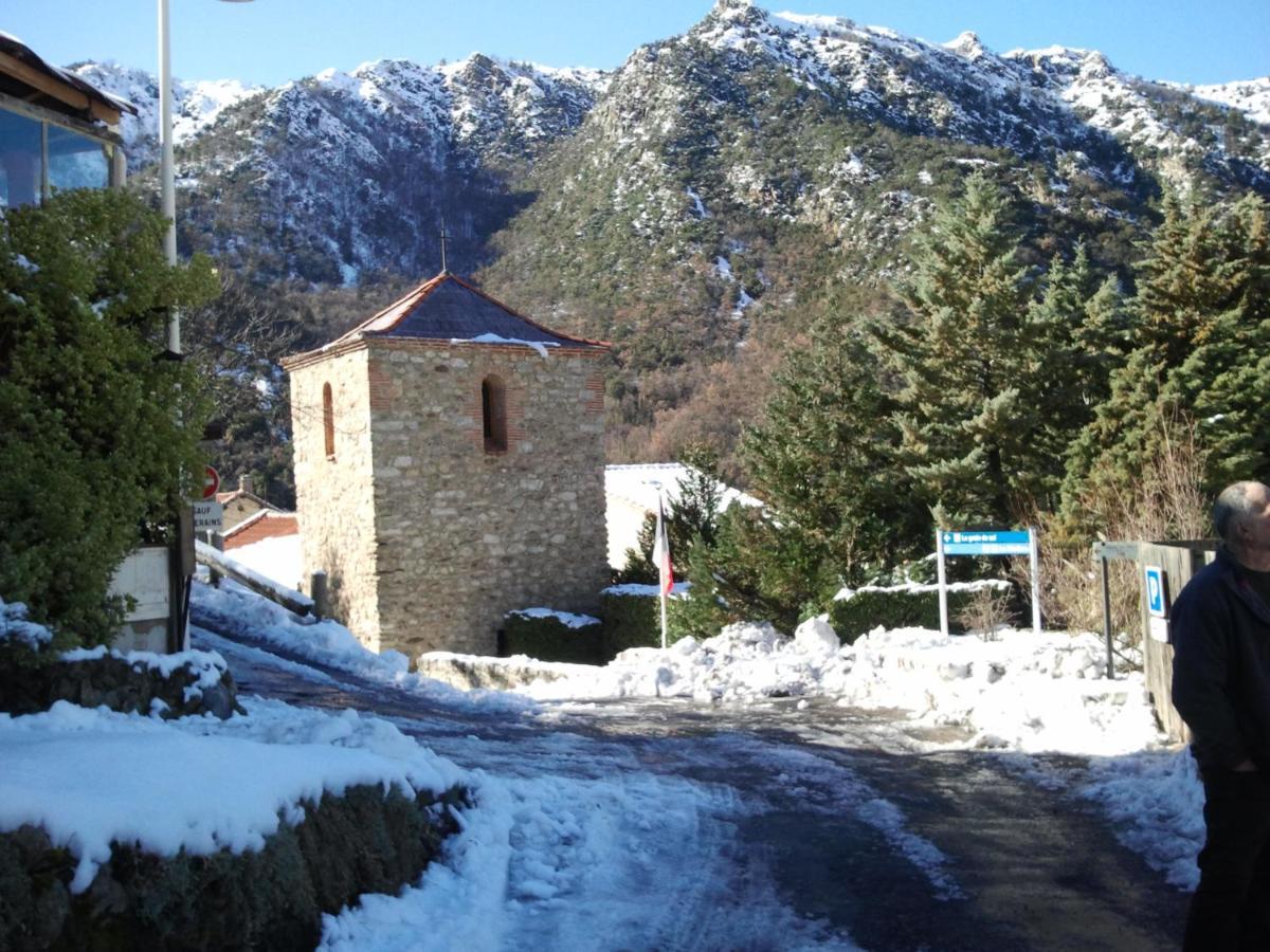 Les Chalets Quazemi A Casteil Exterior photo