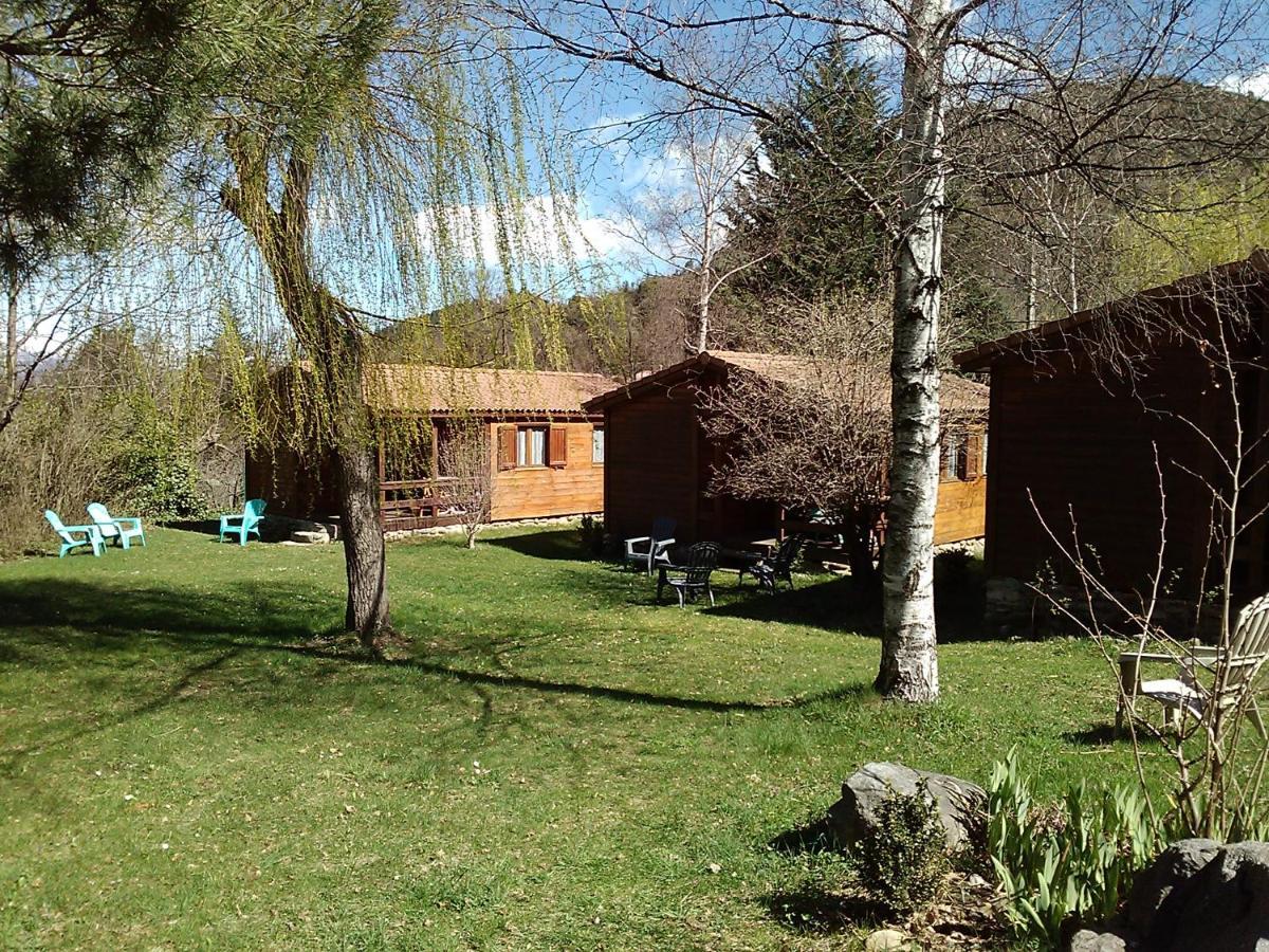 Les Chalets Quazemi A Casteil Exterior photo